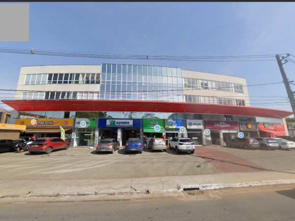 Sala 318 – B1 B – Ed.Lake Mall